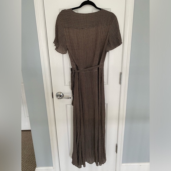 Mod Ref Brown gingham wrap dress size medium - Picture 6 of 16